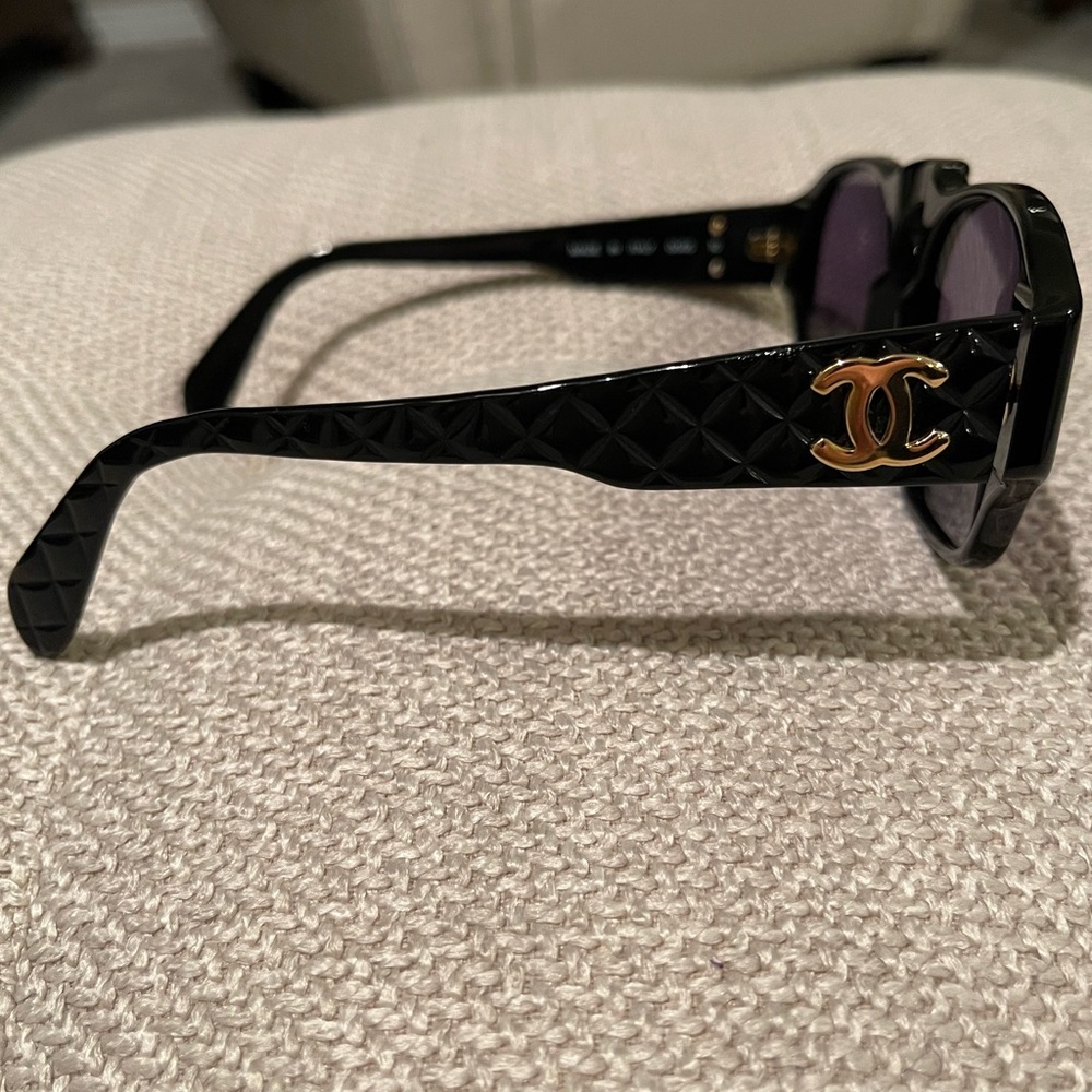 Authentic Chanel sunglasses 🕶️